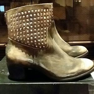 Dolce Vita Ankle Boots